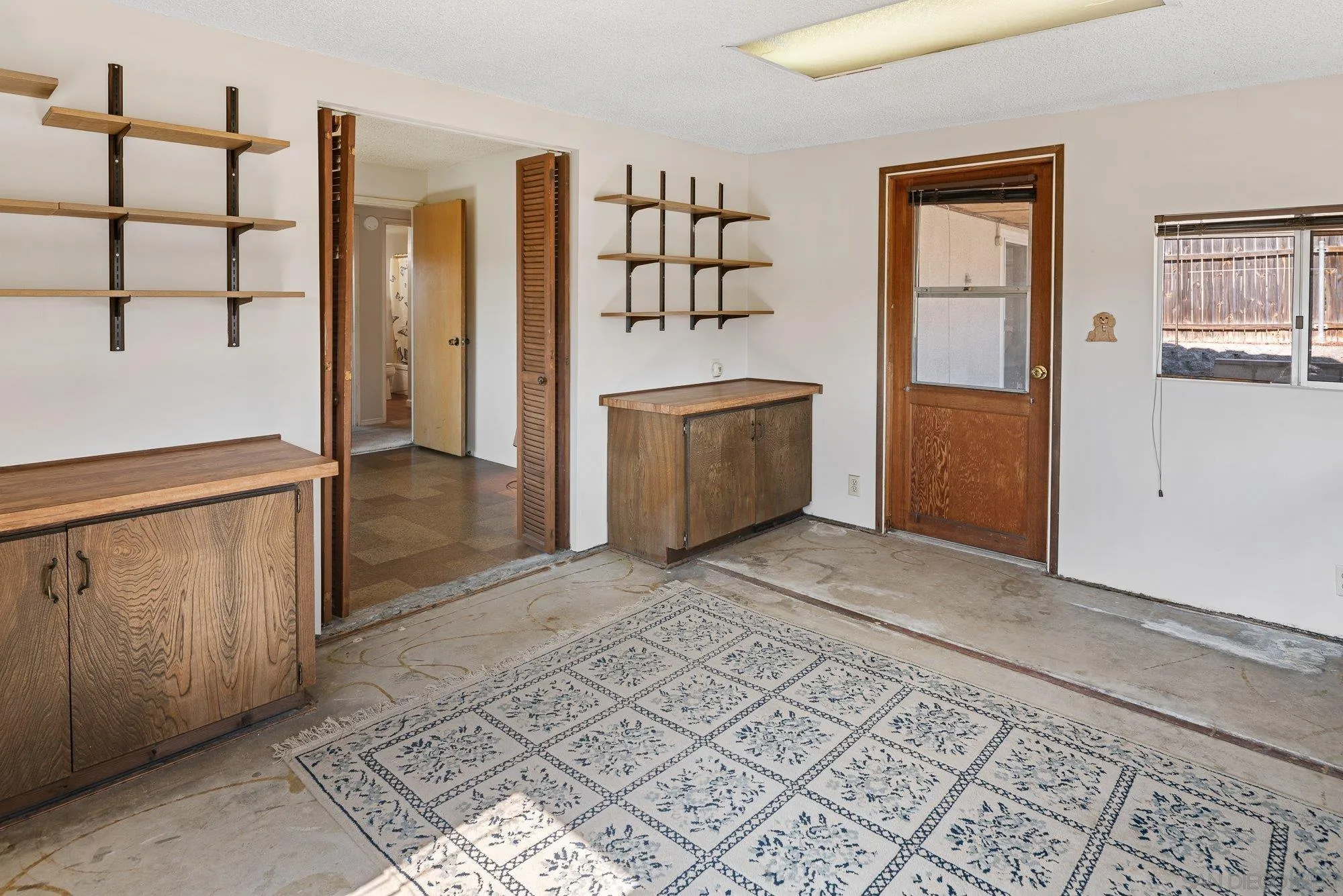 https://cdn.realtyfeed.com/cdn/127/250039230/66cb075737c3062743c4e280cf22f76e.webp