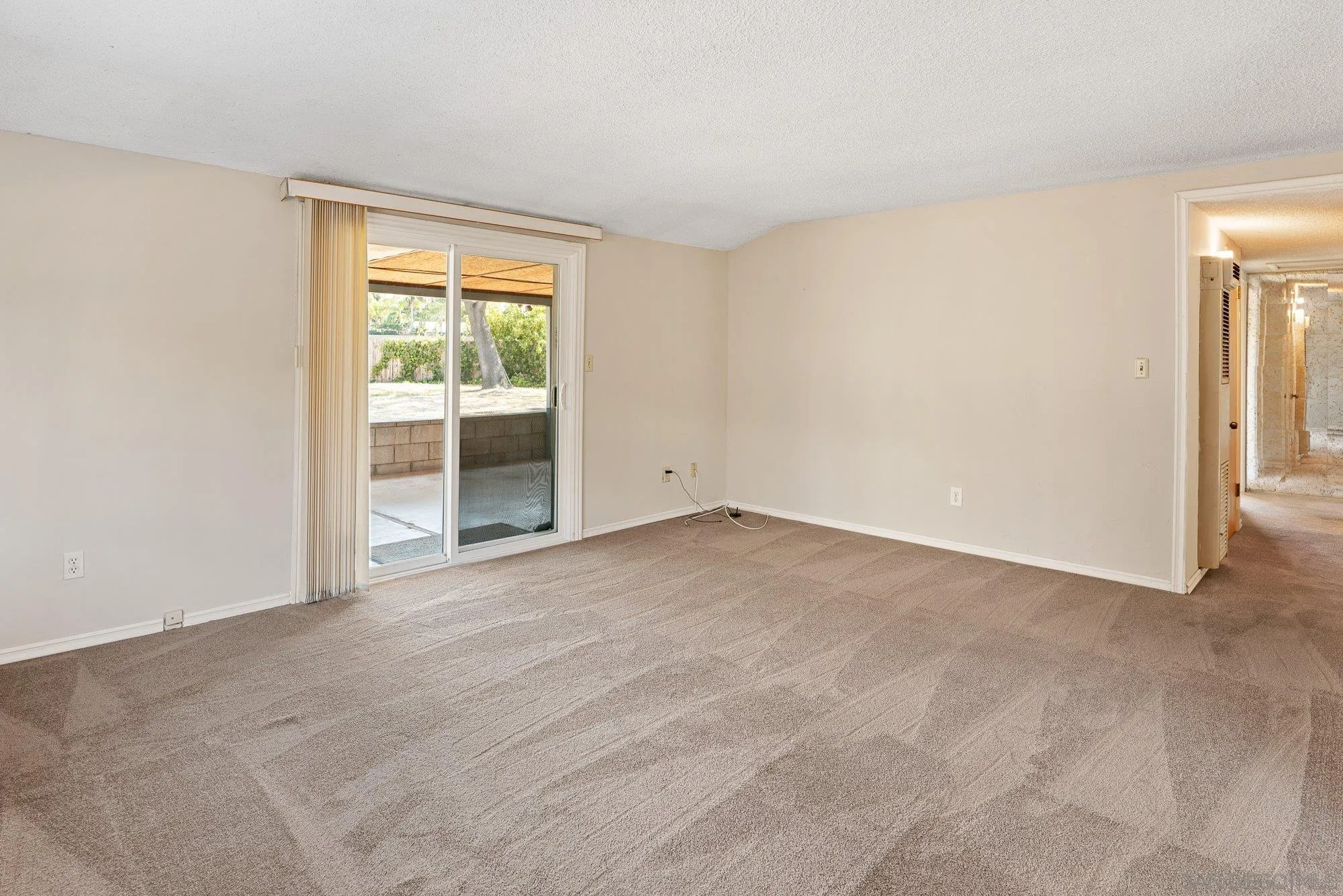 https://cdn.realtyfeed.com/cdn/127/250039230/66d156a40688e6c6e0847fbe0a79e81e.webp