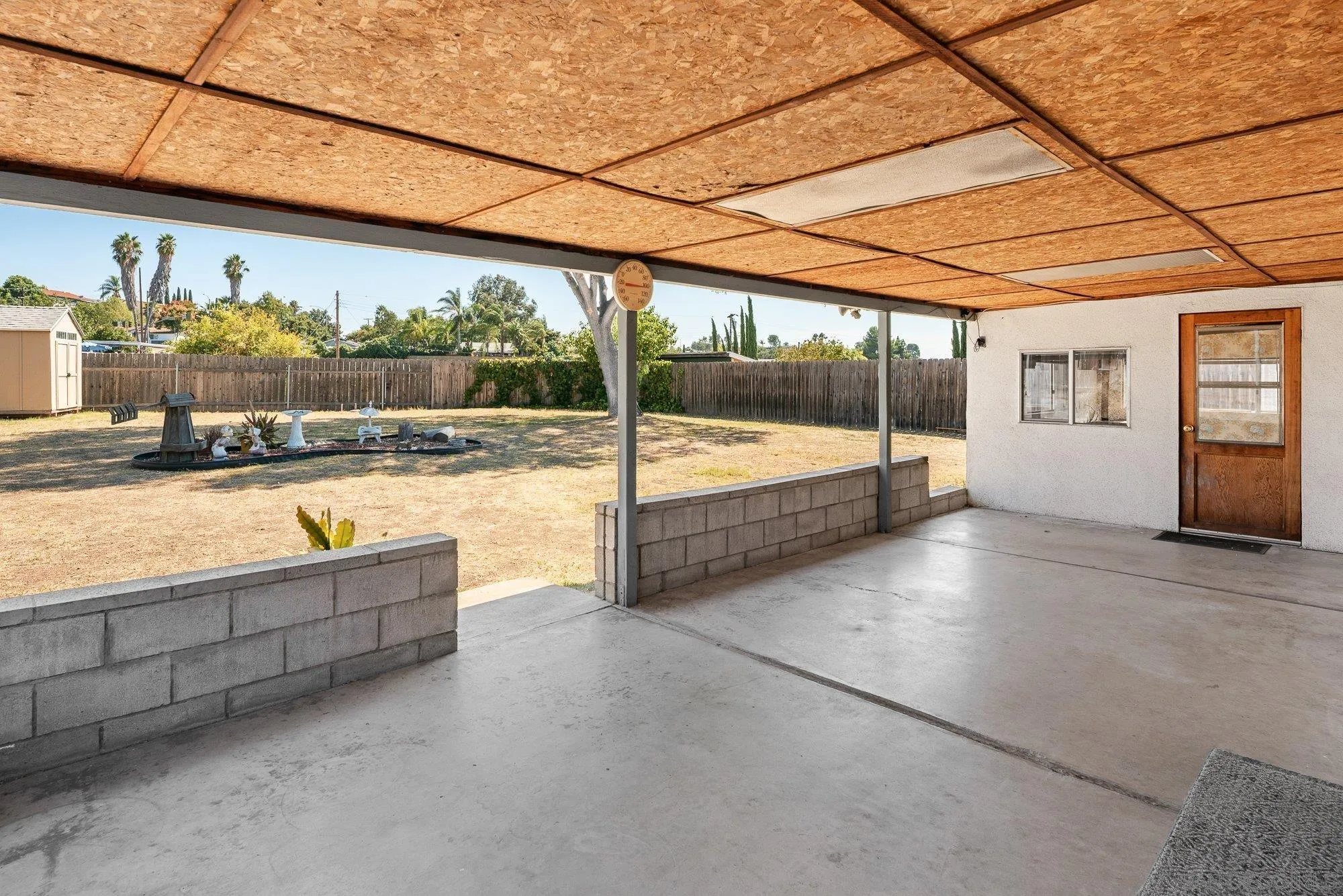 https://cdn.realtyfeed.com/cdn/127/250039230/cf1a46d9d237bcd15611931c2333df12.webp