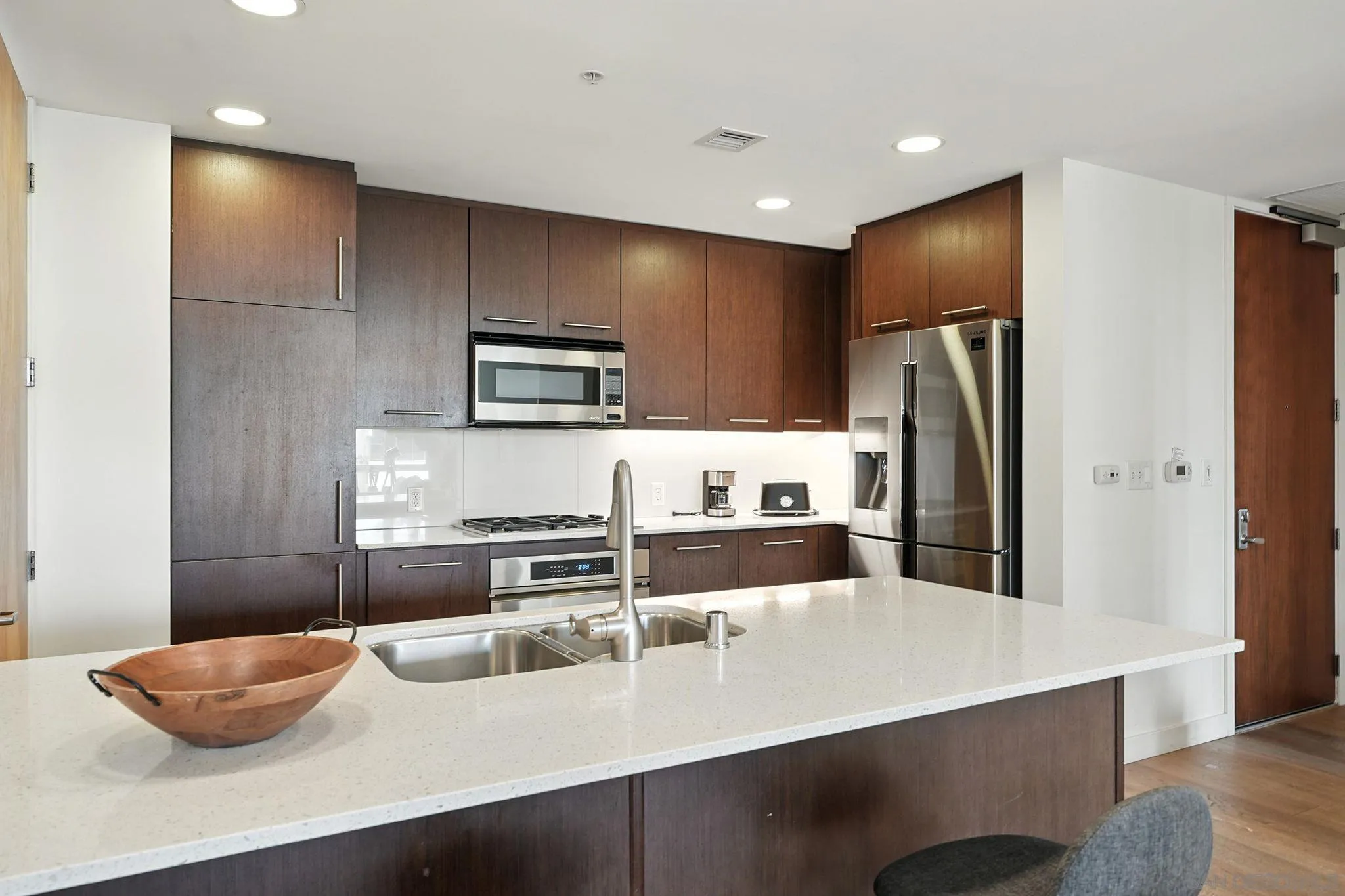 https://cdn.realtyfeed.com/cdn/127/250039236/661e5a751d633b10b1773e9f30592c16.webp