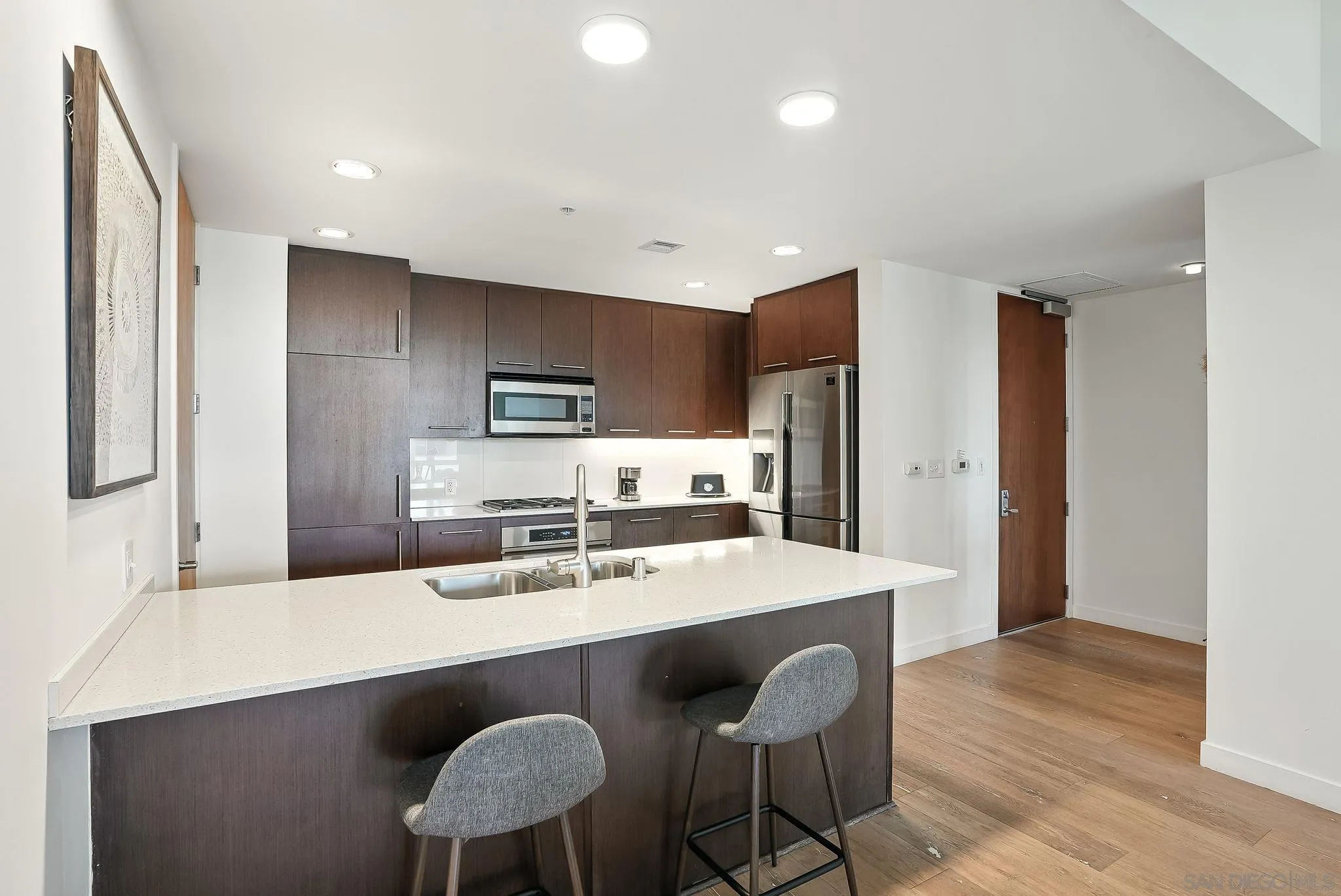https://cdn.realtyfeed.com/cdn/127/250039236/c8c0db1275c7d15eb1a17c3252ef35d9.webp