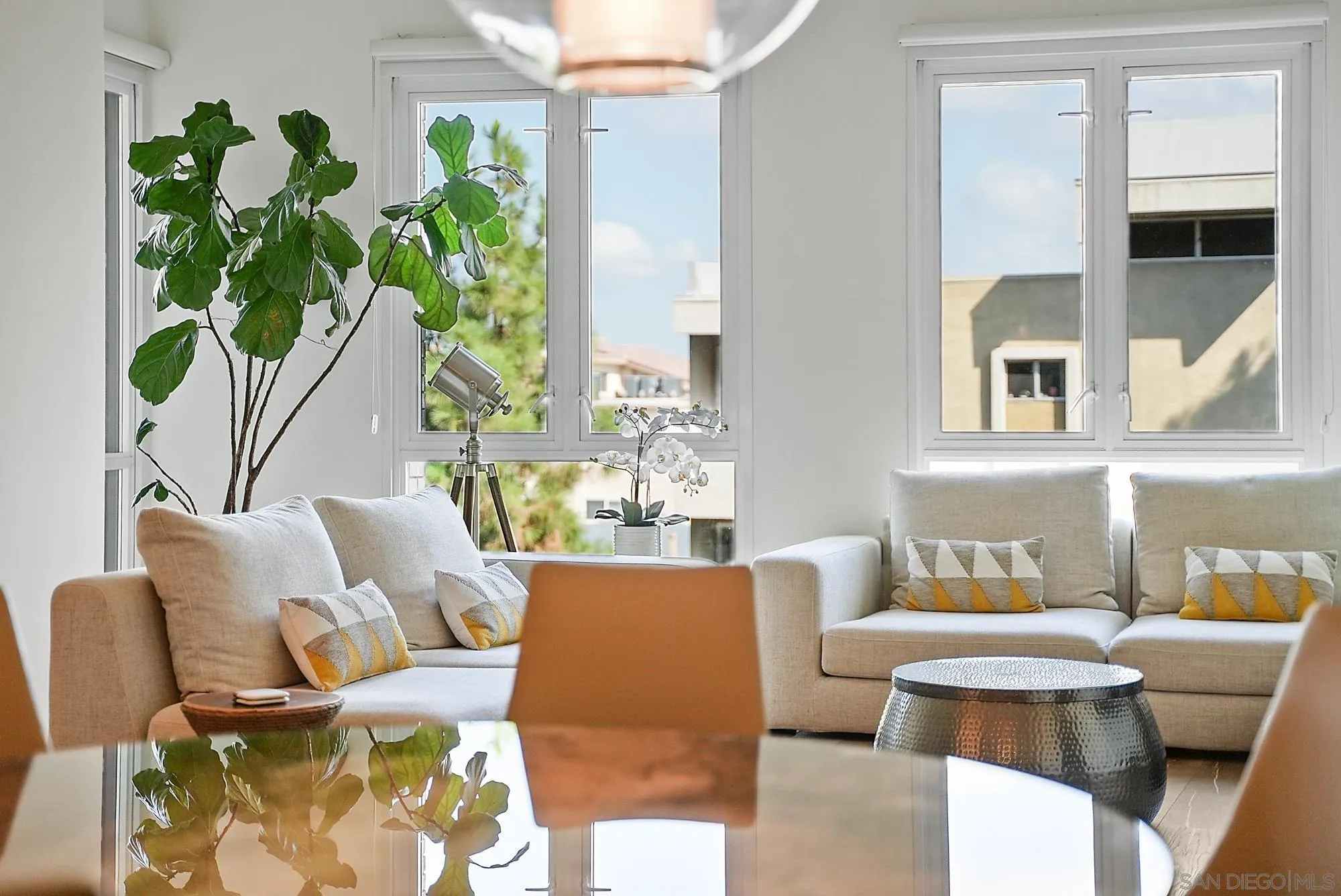https://cdn.realtyfeed.com/cdn/127/250039236/ca2bfb4be45fbe2e709e3ebe46ab6fdd.webp