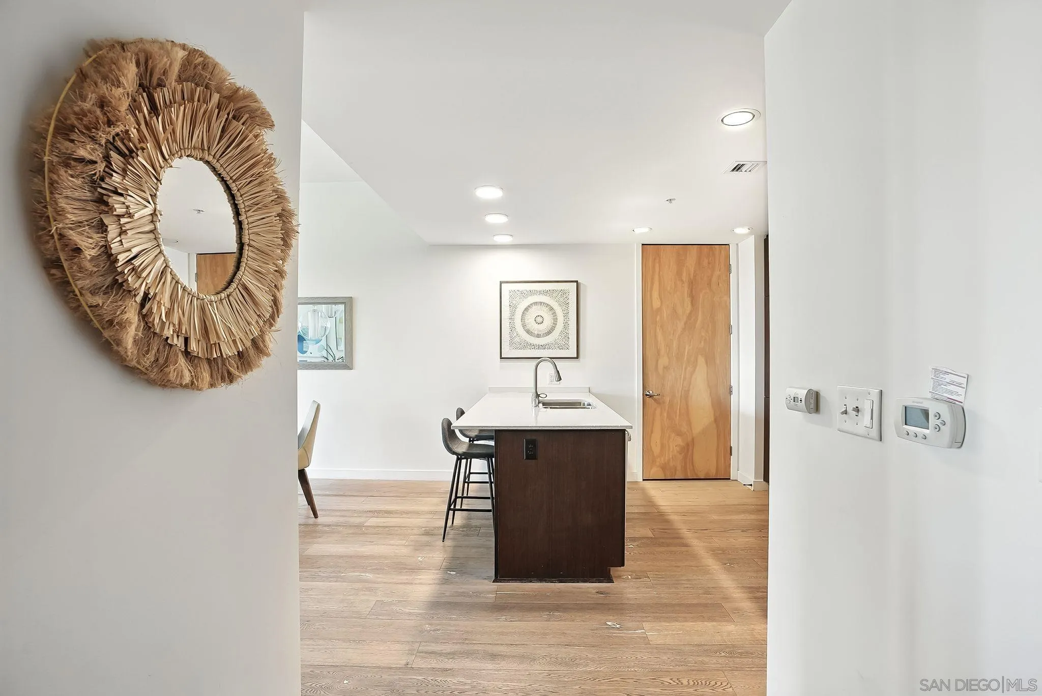 https://cdn.realtyfeed.com/cdn/127/250039236/ebf16d02a5591ad01c8fe8edadb4d388.webp
