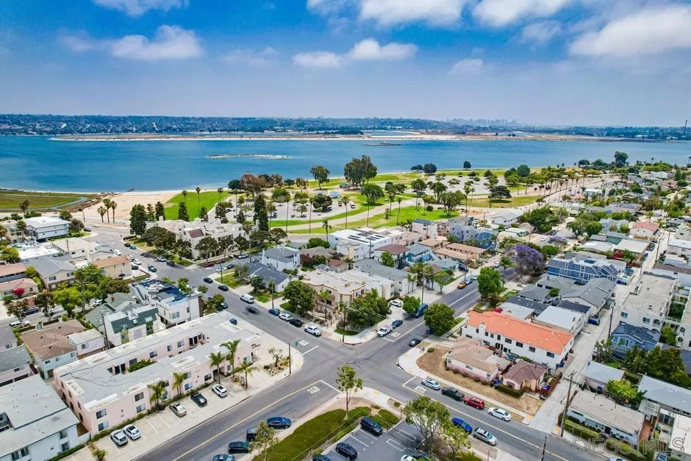 https://cdn.realtyfeed.com/cdn/127/250039242/01350981394228ed2179314a9ed8e797.webp