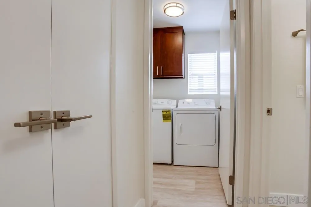 https://cdn.realtyfeed.com/cdn/127/250039242/94c43a72a46f568957298e433c1ba184.webp