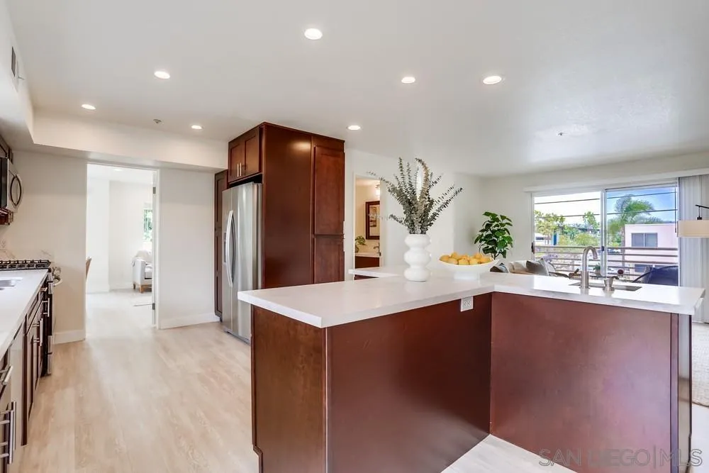 https://cdn.realtyfeed.com/cdn/127/250039242/adaffd71f349df191d564a1a75d0058a.webp