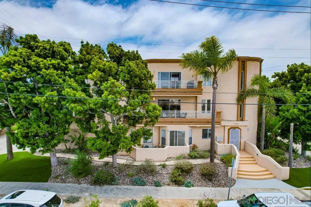 https://cdn.realtyfeed.com/cdn/127/250039242/d44aa4eea8e77804ee4c7325dc6d3cfa.webp