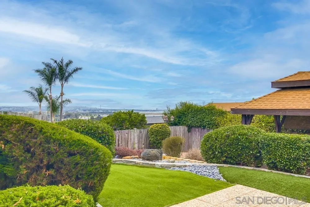 https://cdn.realtyfeed.com/cdn/127/250039244/0b267a4d129150ec0fecd47c41ee80e5.webp