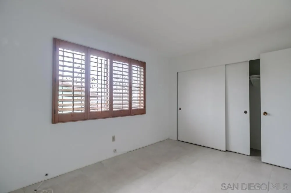 https://cdn.realtyfeed.com/cdn/127/250039244/2426814f8e9159f1d9f0bcb8474f1eb4.webp