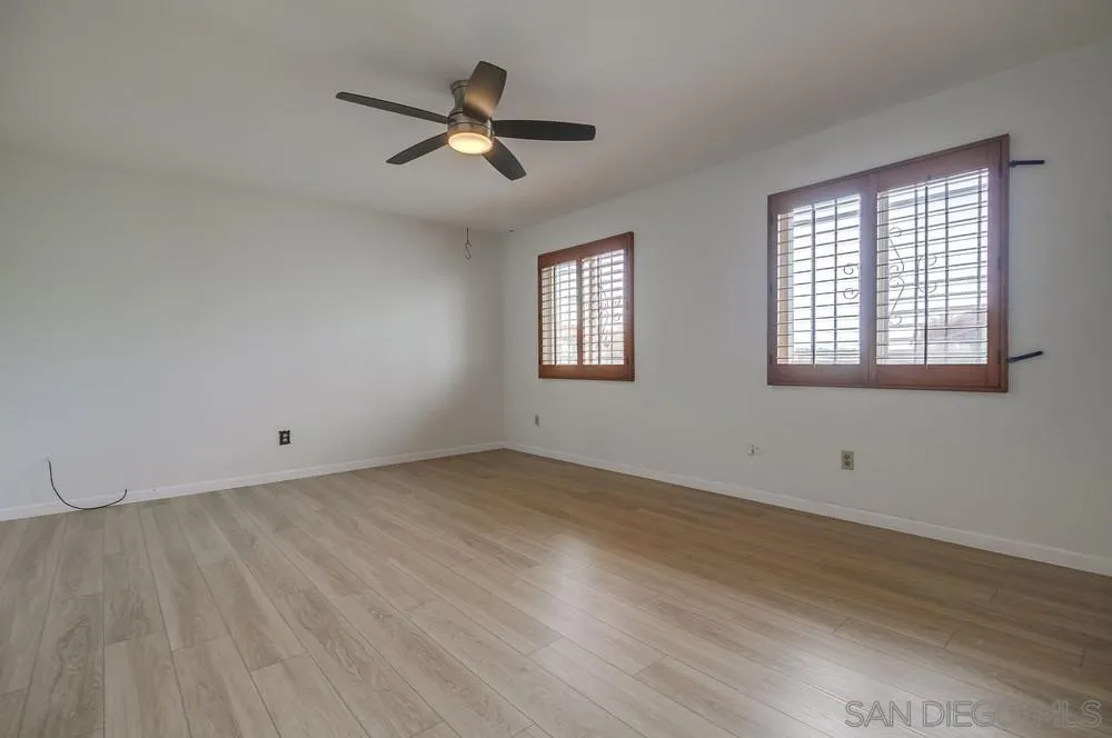 https://cdn.realtyfeed.com/cdn/127/250039244/3cb08f385c0766fd9584847422d44dba.webp