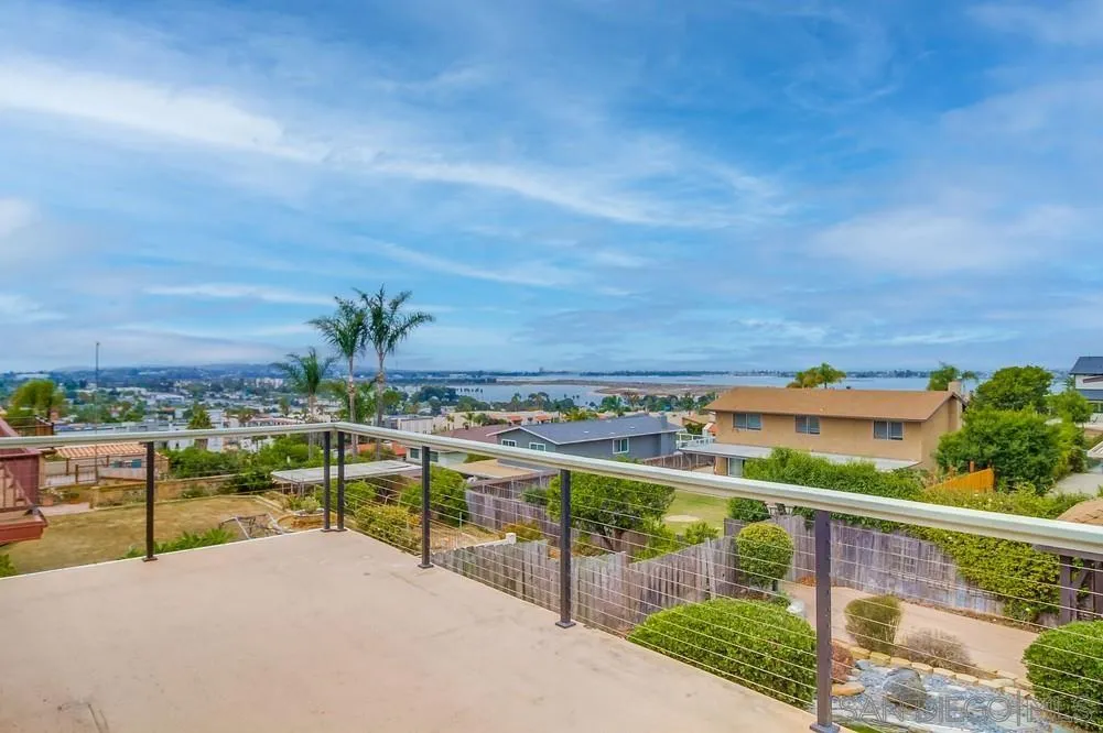 https://cdn.realtyfeed.com/cdn/127/250039244/a781e62e11617f91d653bc930d2db3b5.webp
