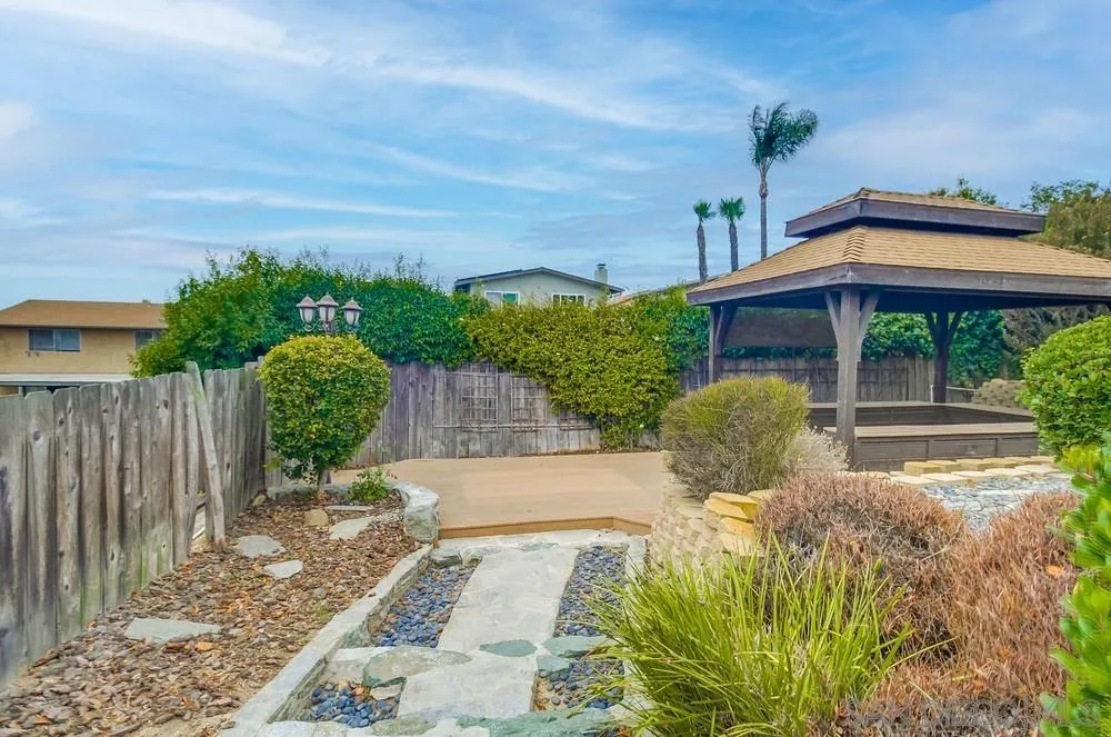 https://cdn.realtyfeed.com/cdn/127/250039244/cd217718ef0f6da9e33dc7315e9ef385.webp