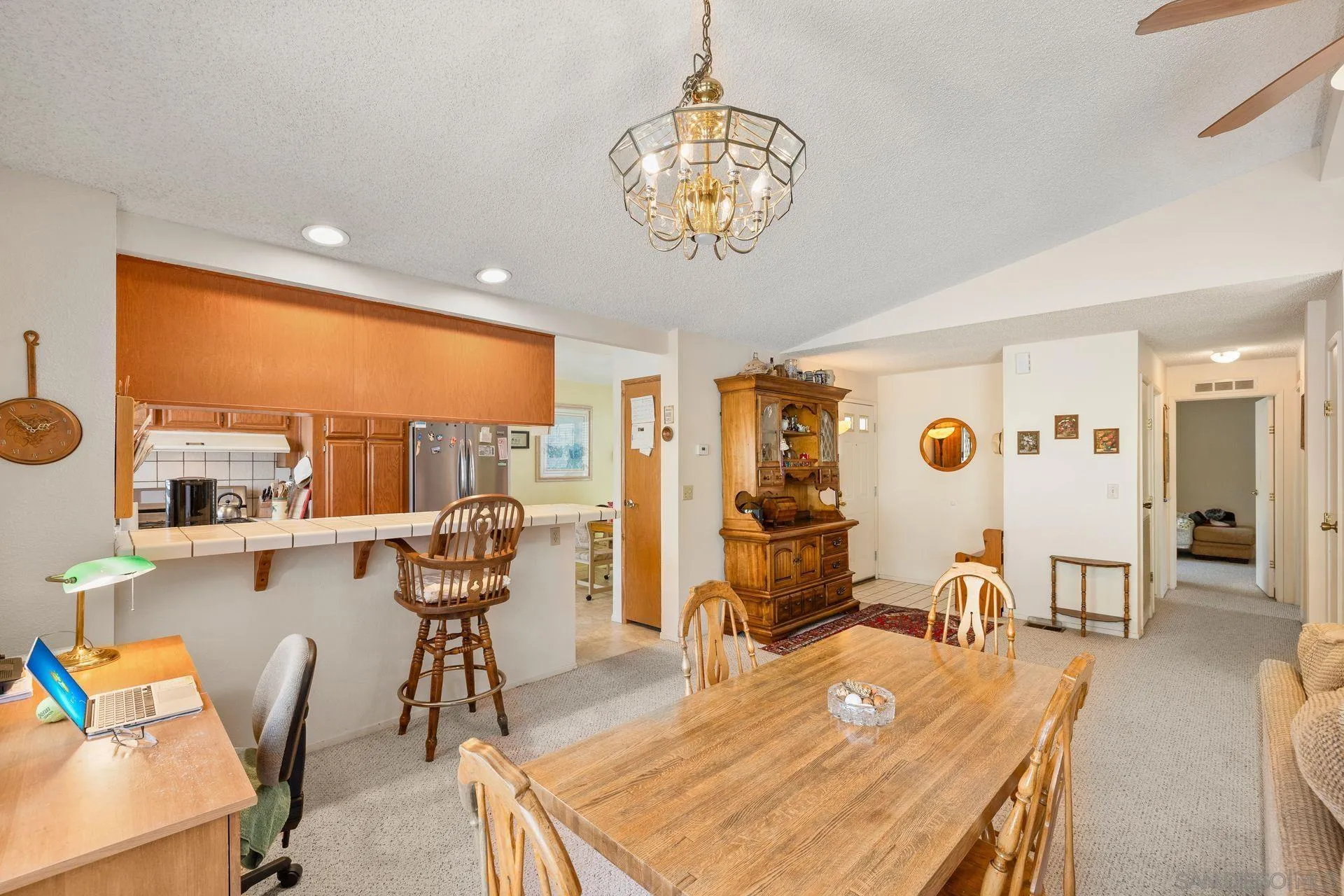 https://cdn.realtyfeed.com/cdn/127/250039249/342ab2cc3c27b947cfa8efbe1e1c6188.webp