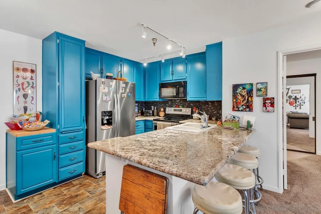Photo #3: 250039253 Listing 