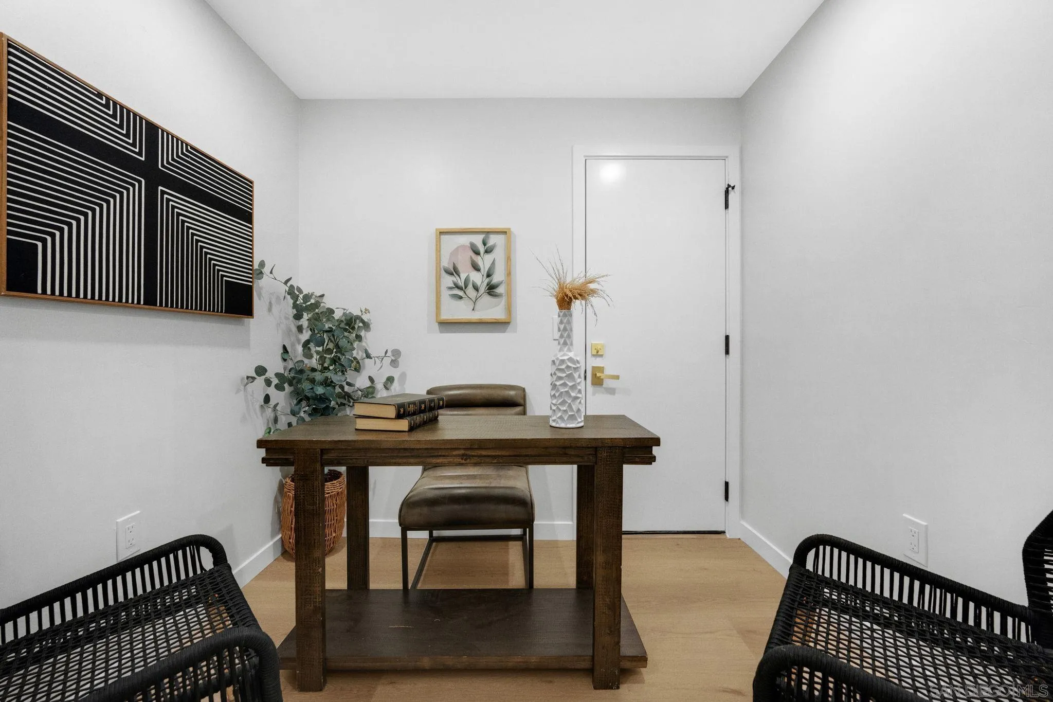 https://cdn.realtyfeed.com/cdn/127/250039256/a6e0b3d48465fd96ac73439d08c42f73.webp