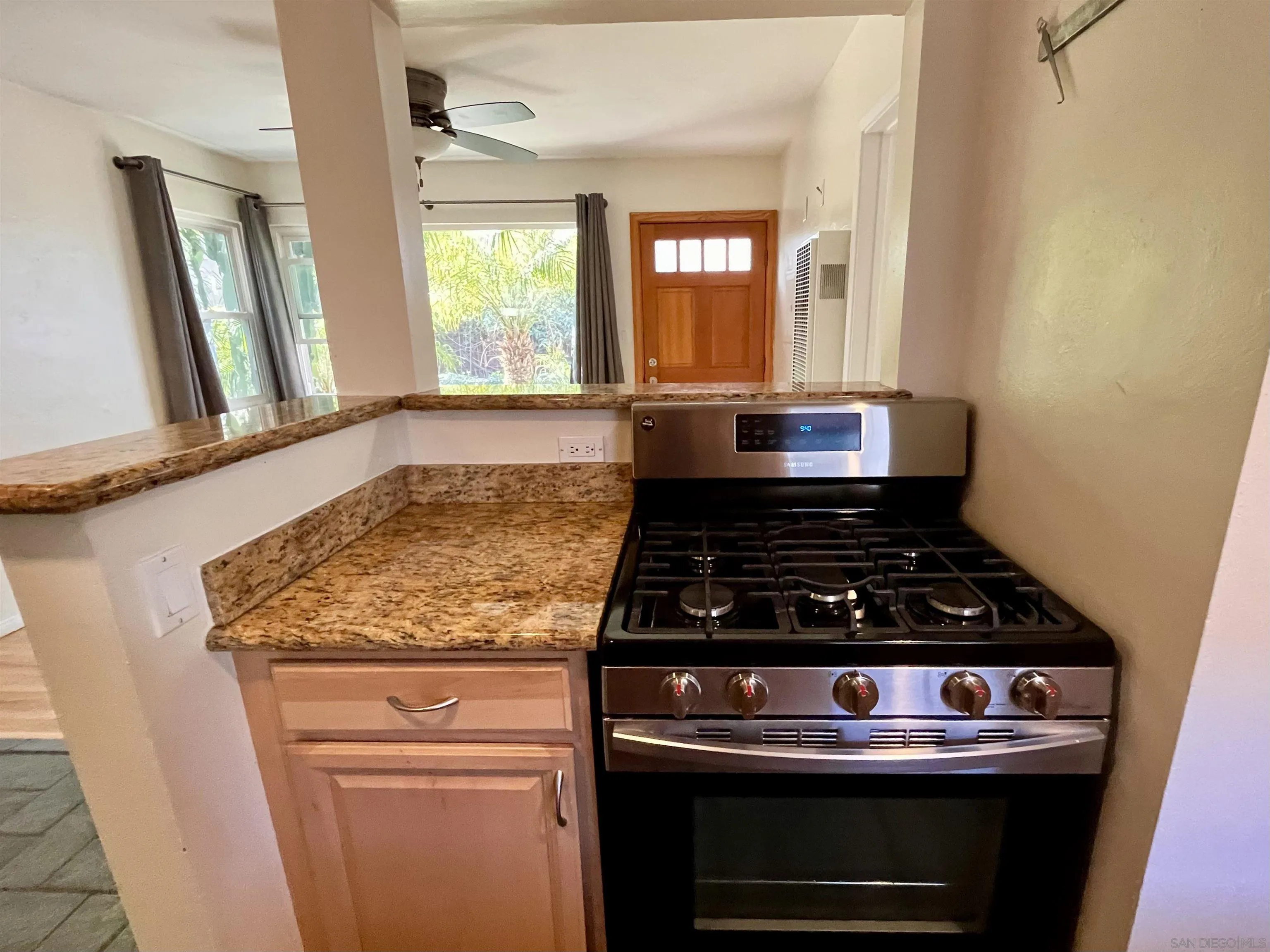 Photo #8: 250039257 Listing: Photo #8
