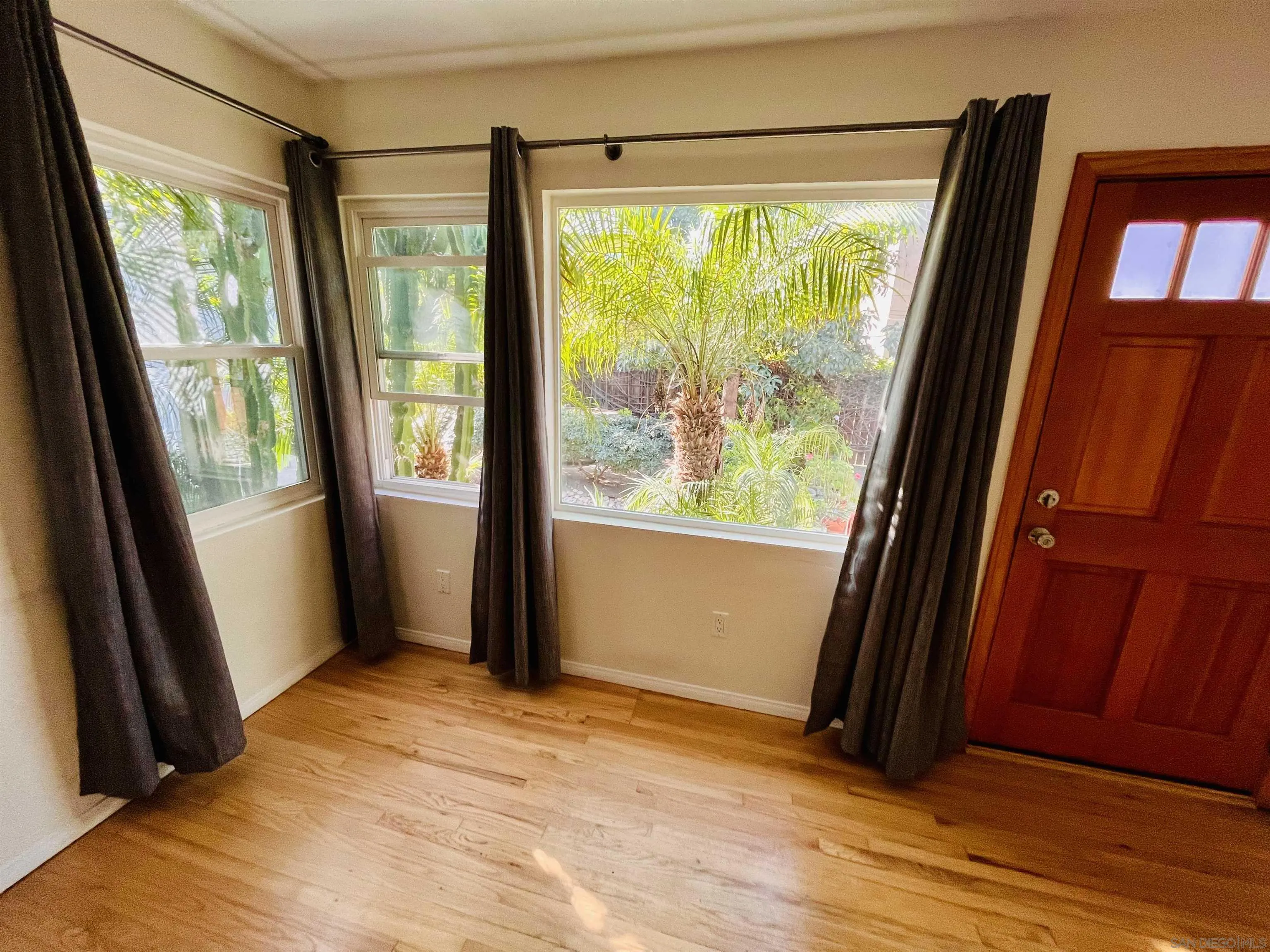 Photo #4: 250039257 Listing 