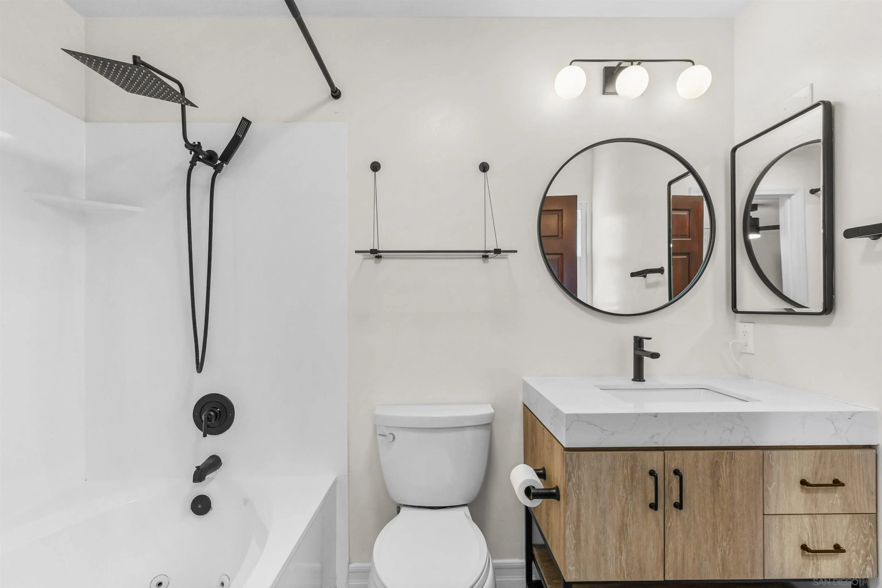 Photo #3: 250039260 Listing 