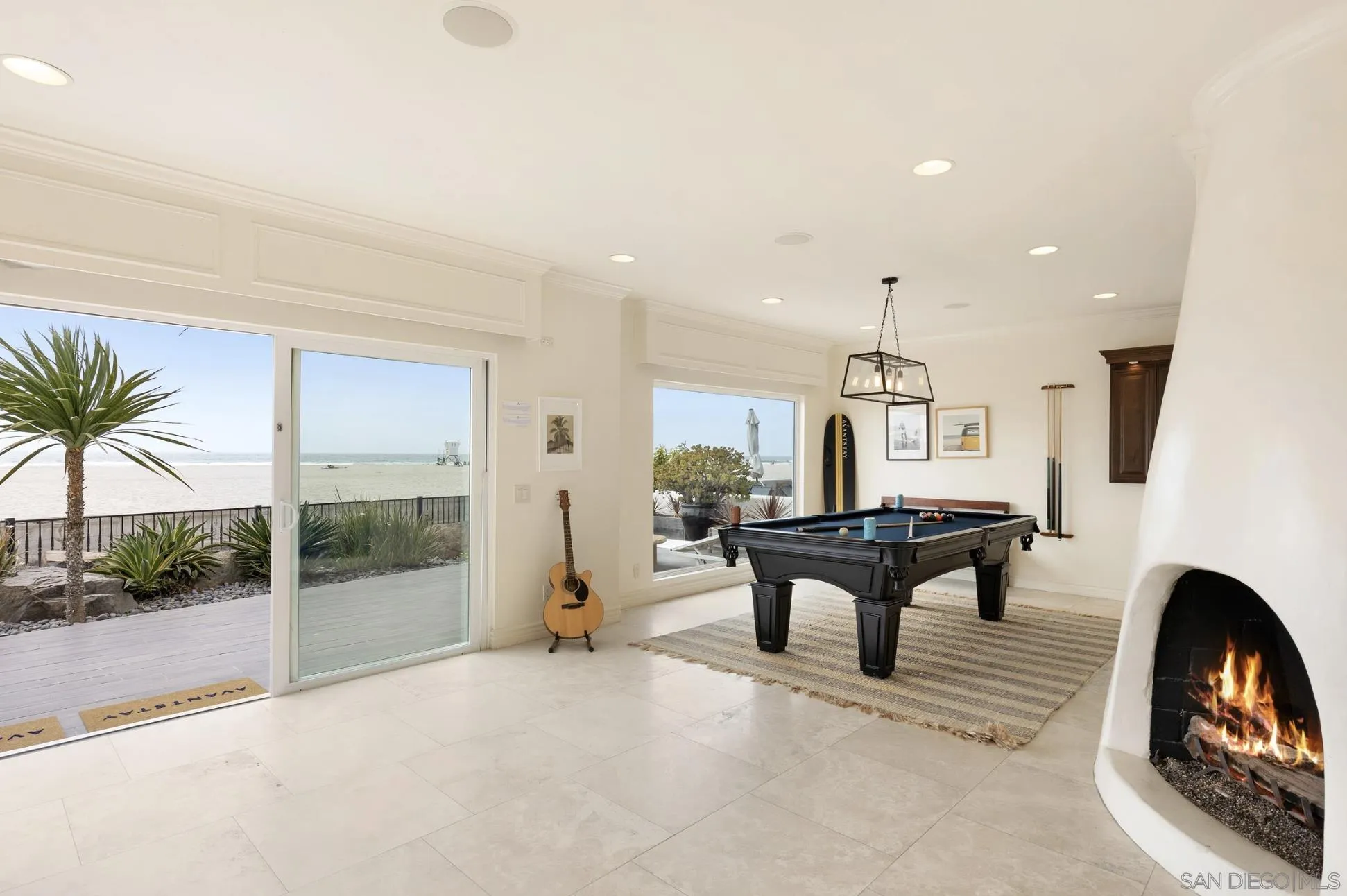 https://cdn.realtyfeed.com/cdn/127/250039263/54aaae97edc57febab7b770dd67d4159.webp