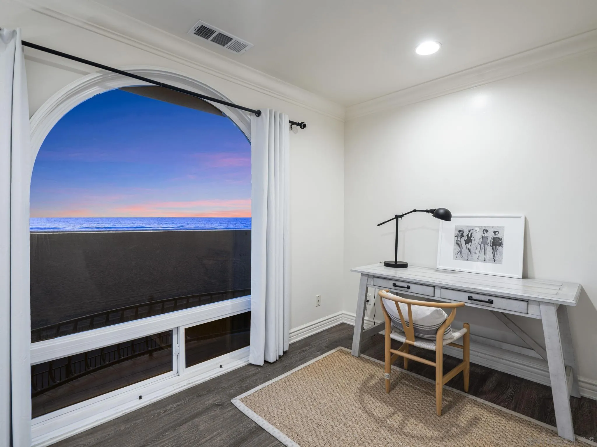 https://cdn.realtyfeed.com/cdn/127/250039263/95de3a00259c5f9c145f2f3ab3d8a18d.webp