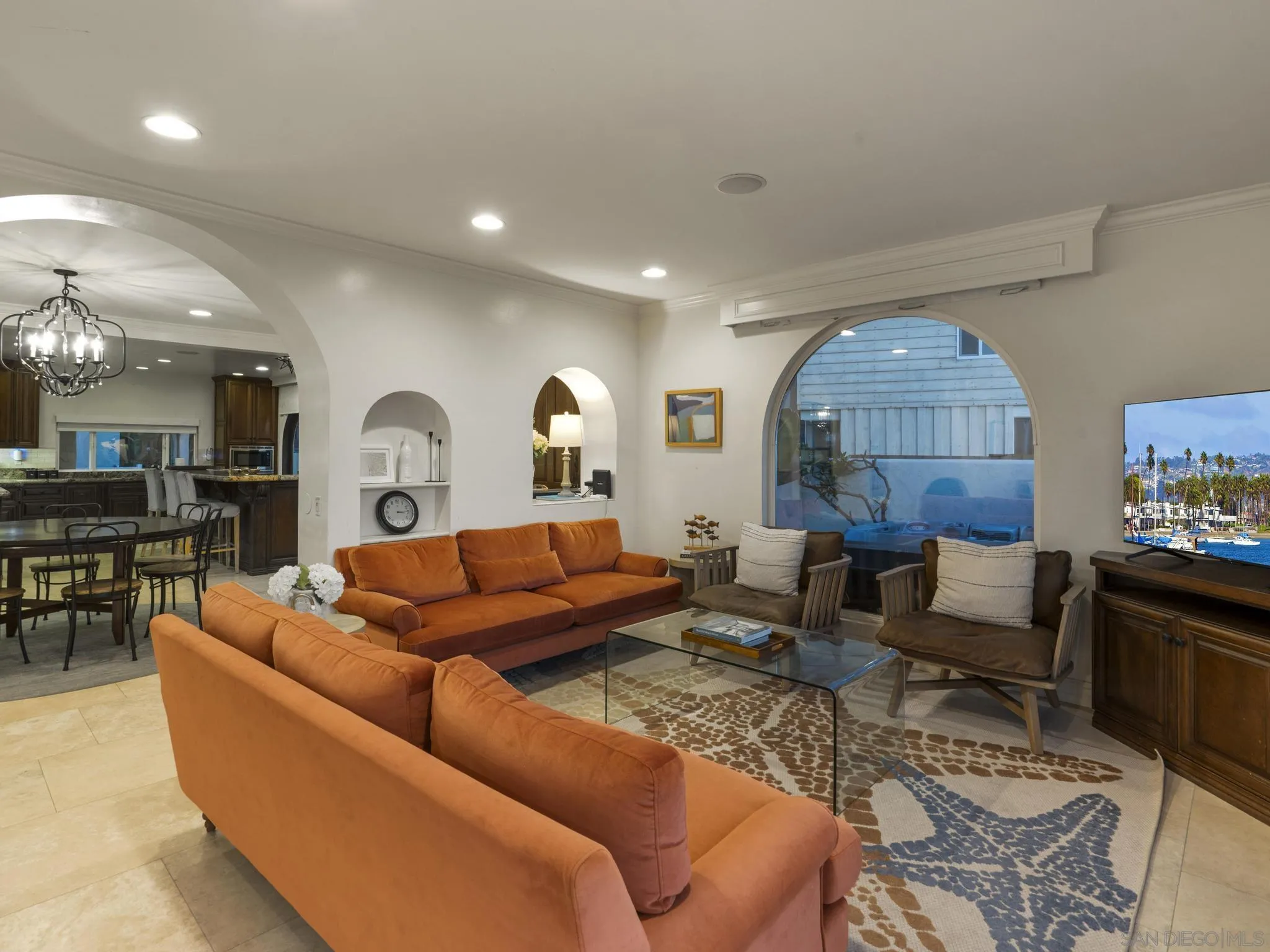 https://cdn.realtyfeed.com/cdn/127/250039263/c82ddd267101660a9ffc317b2f30e303.webp