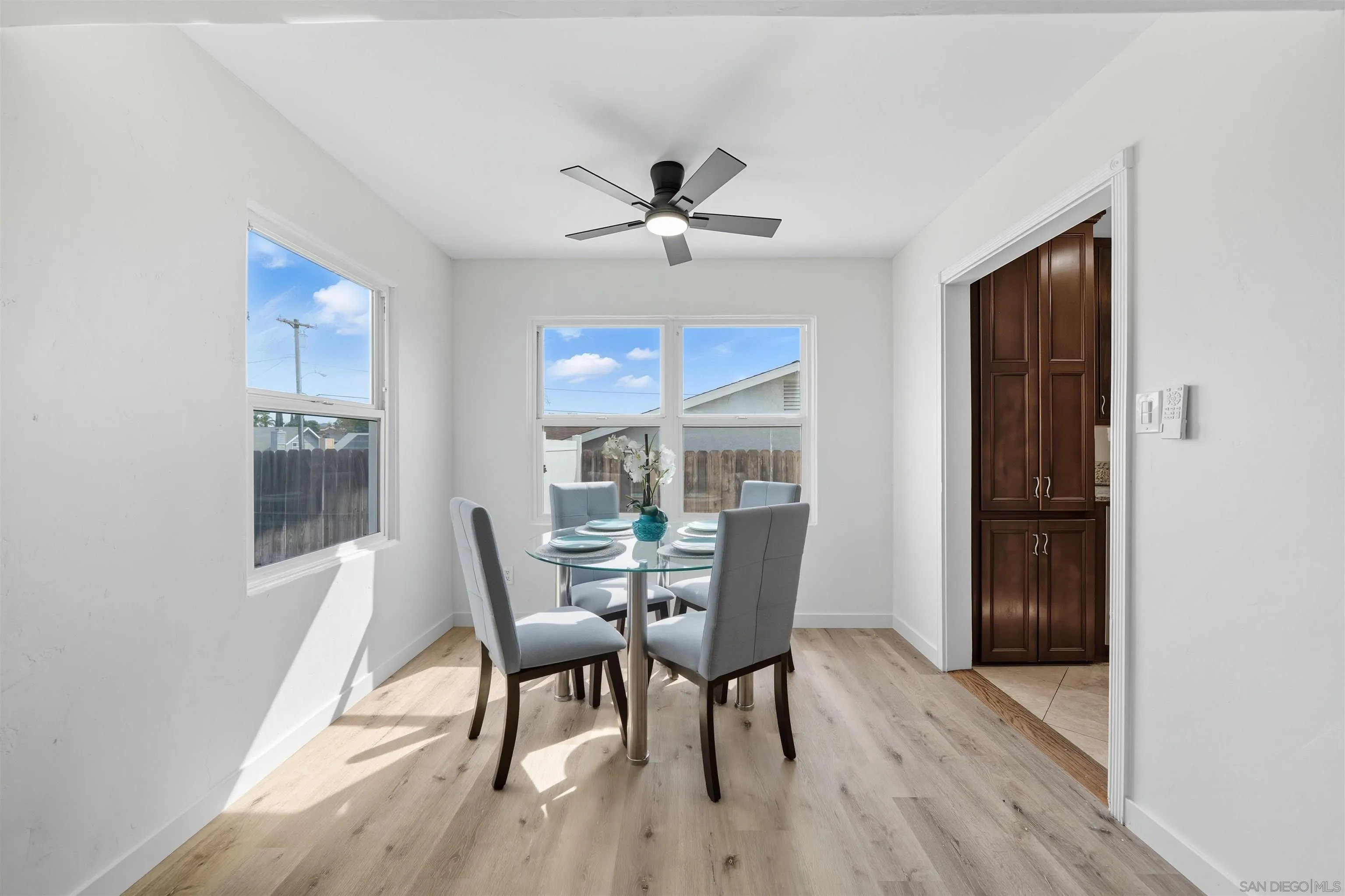 https://cdn.realtyfeed.com/cdn/127/250039264/0046cda0b10cfff2ba5934008dcffde2.webp