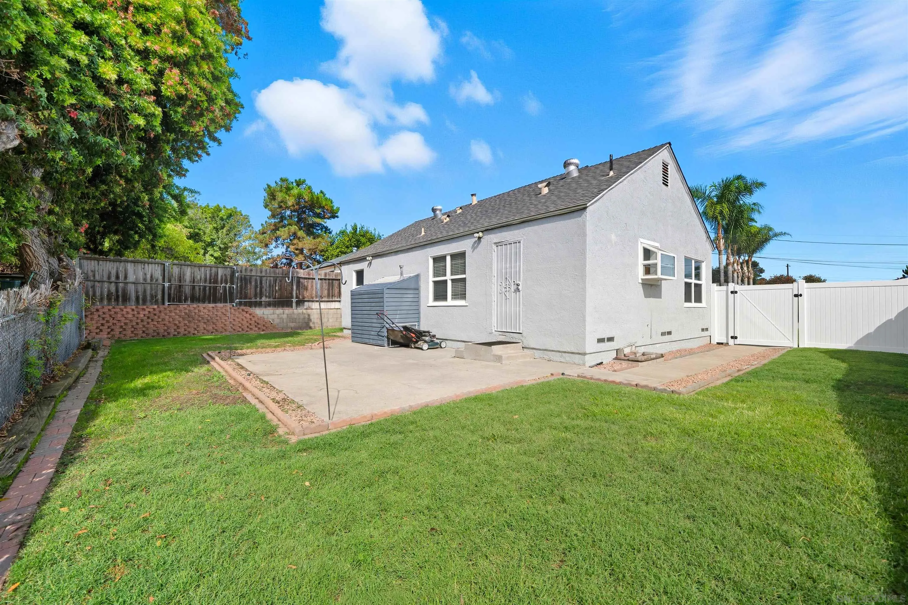 https://cdn.realtyfeed.com/cdn/127/250039264/0cc47716a70ca9c33a98c3886a8dc108.webp