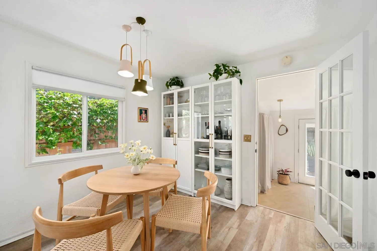 https://cdn.realtyfeed.com/cdn/127/250039266/d22e7f8c128e6f4686b0714b3100ca6a.webp