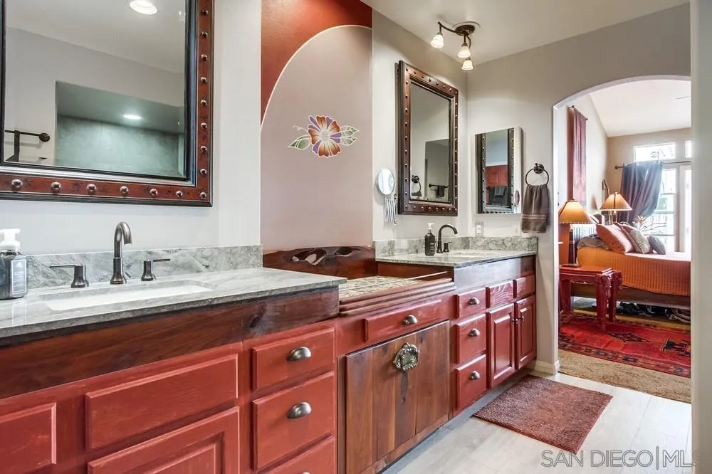 https://cdn.realtyfeed.com/cdn/127/250039270/18d26fd9ff513bb8910b0af4c30b5f3c.webp
