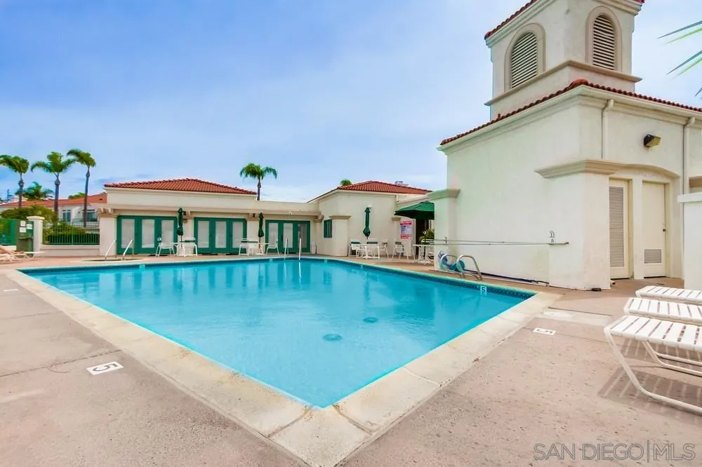 https://cdn.realtyfeed.com/cdn/127/250039270/afb410bed9c4d21c42cecf8b9be61c7b.webp