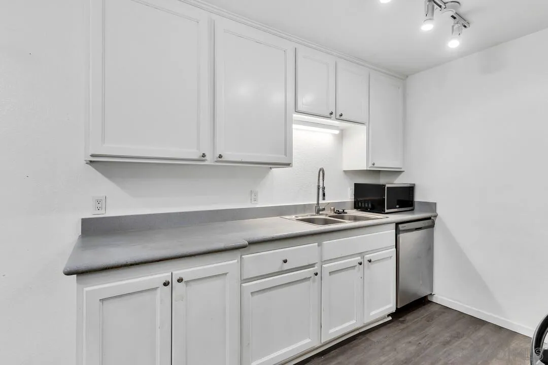 9860 Dale Ave UNIT A12, Spring Valley, CA, 91977 9860 Dale Ave UNIT A12, Spring Valley, CA, 91977