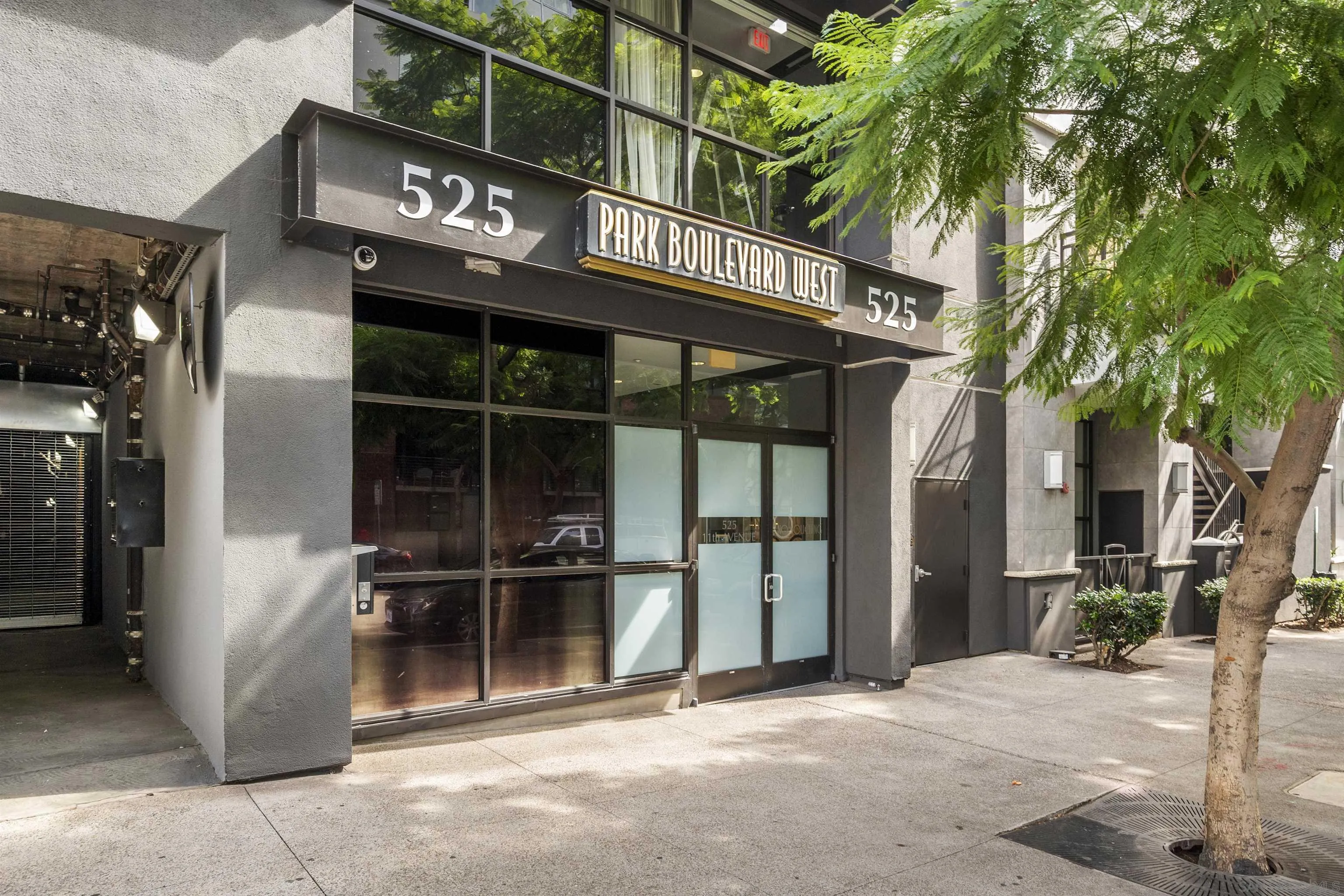 https://cdn.realtyfeed.com/cdn/127/250039275/631d7860d2695384e41ca17aec237eca.webp