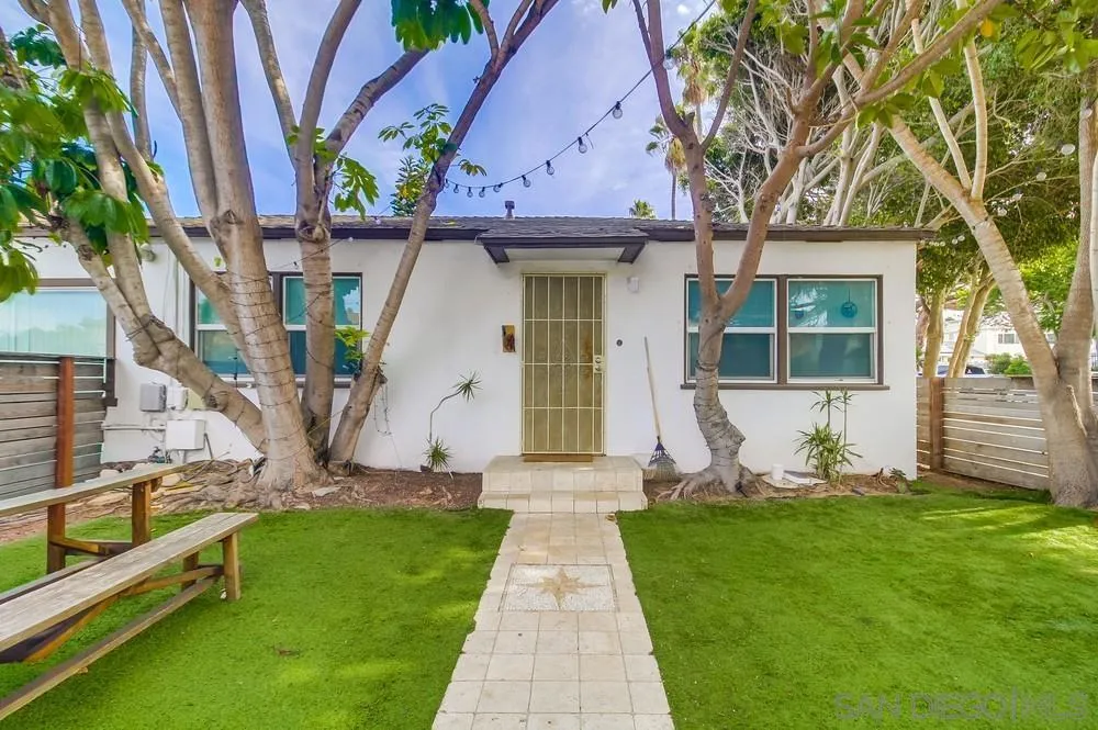 https://cdn.realtyfeed.com/cdn/127/250039281/85ac1aa5ed1198f7d8c1e4f0c22e6479.webp