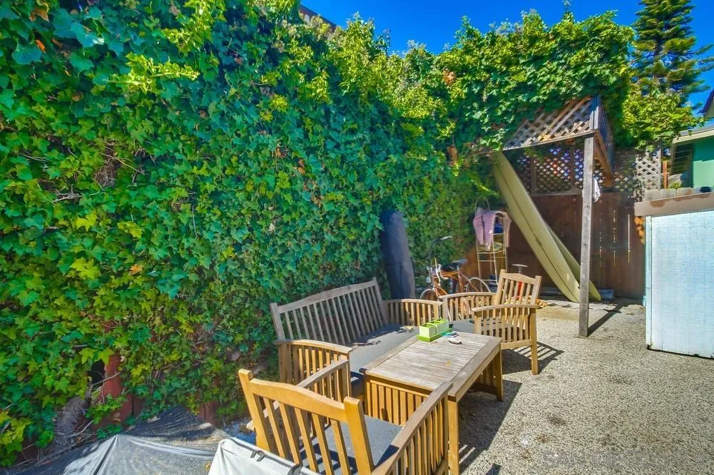 https://cdn.realtyfeed.com/cdn/127/250039281/9c80f02a7ef6d3d08a5e19c43e0a0af7.webp