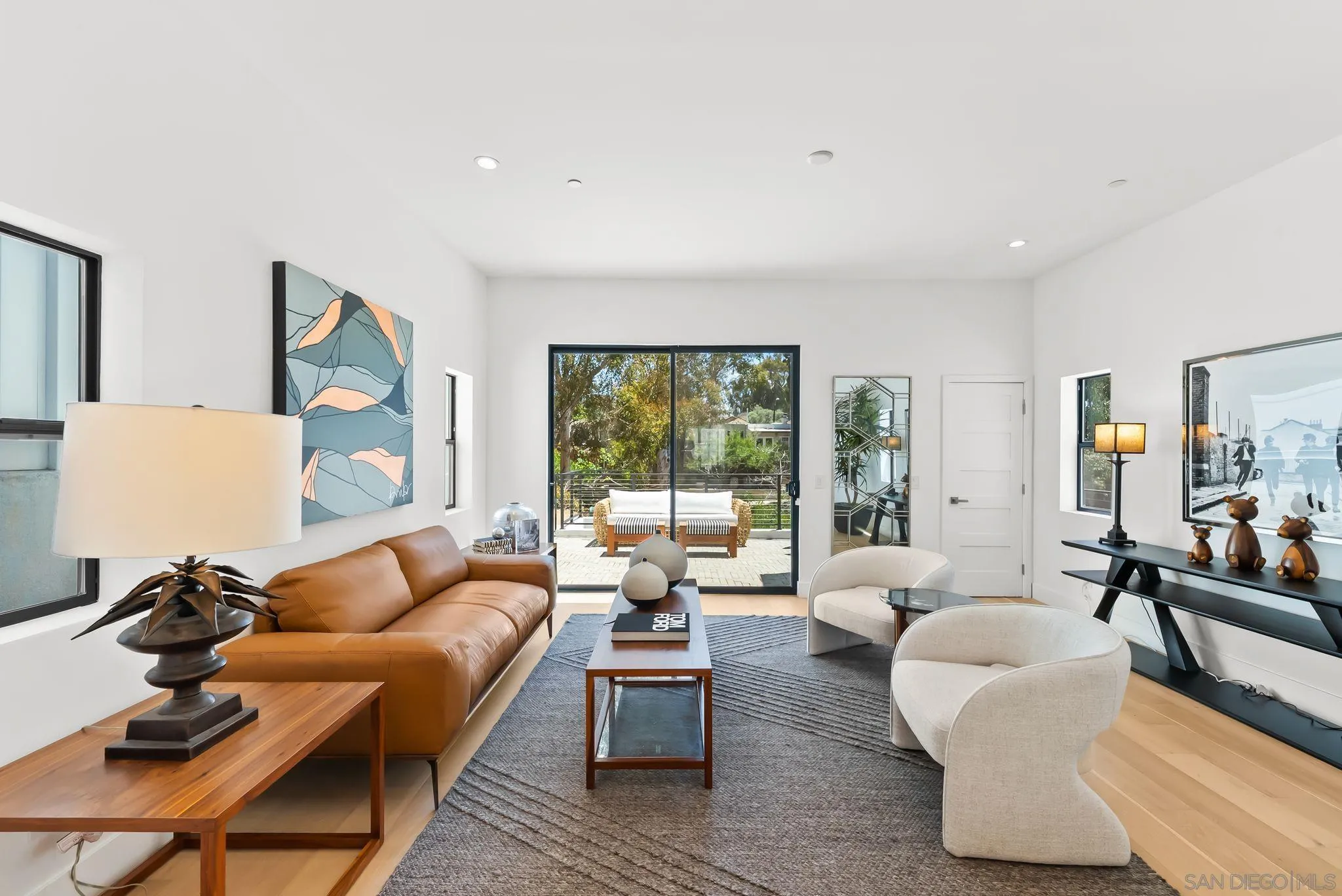 https://cdn.realtyfeed.com/cdn/127/250039284/f5c65ea57066d8de45528d8f0178d19f.webp