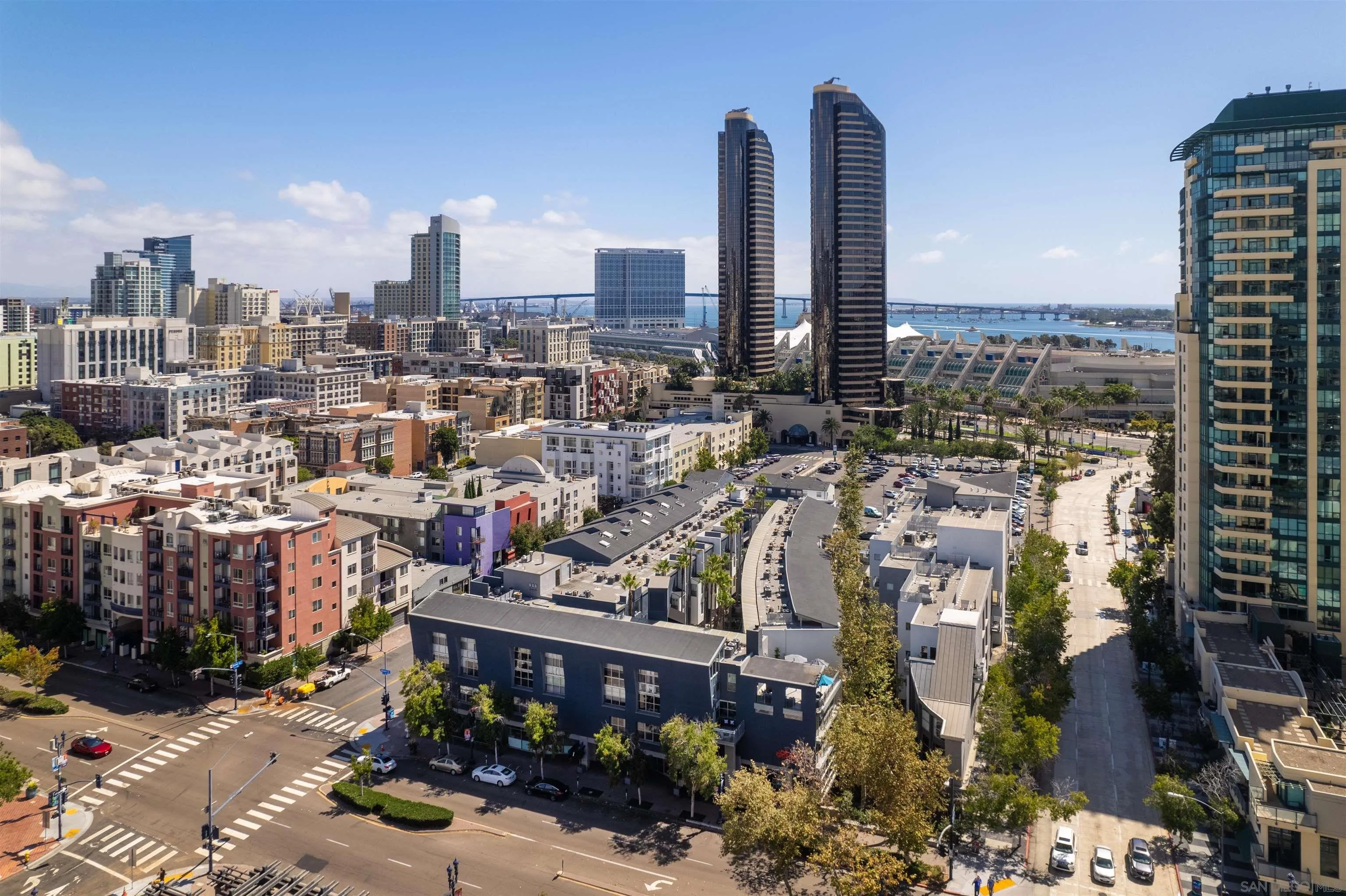 https://cdn.realtyfeed.com/cdn/127/250039286/2fe25a2a157b299a332e9967099bd247.webp