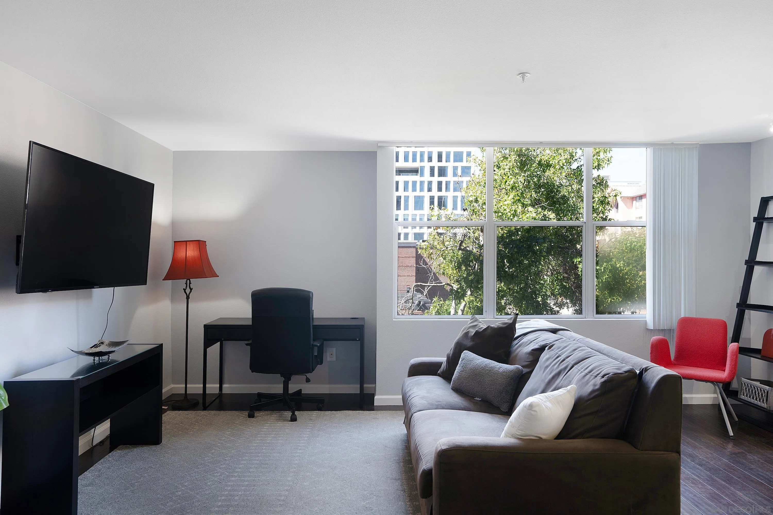 Photo #4: 250039286 Listing 