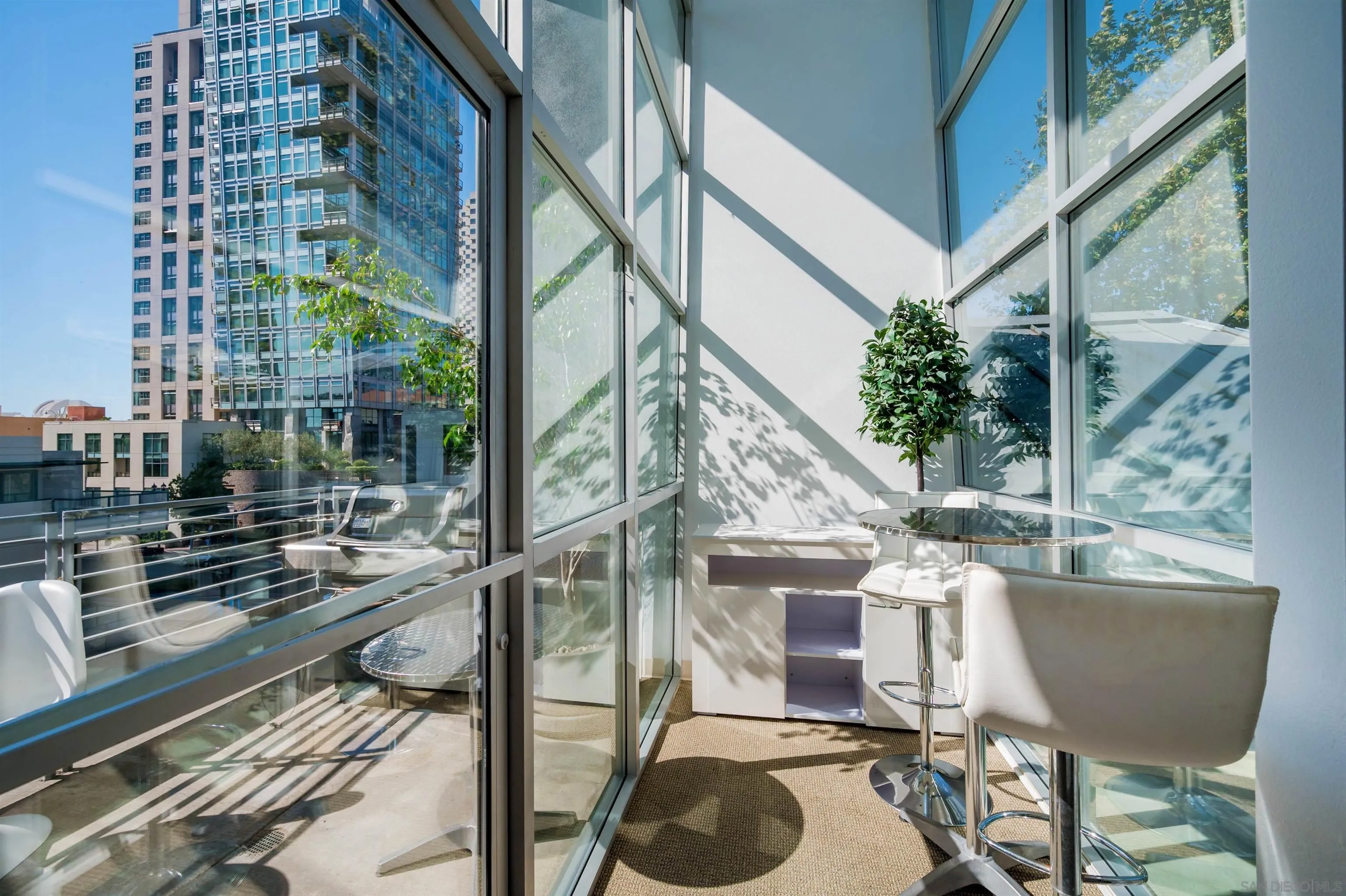 https://cdn.realtyfeed.com/cdn/127/250039286/e52505f75922da725699a278d913bd41.webp