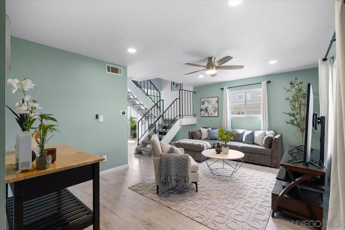 Photo #4: 250039292 Listing 
