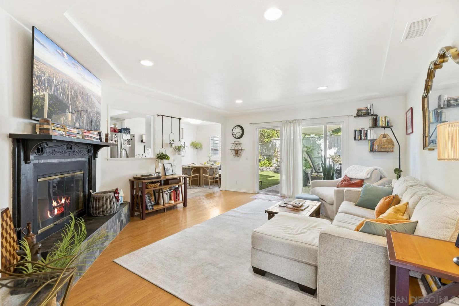 Photo #3: 250039294 Listing 