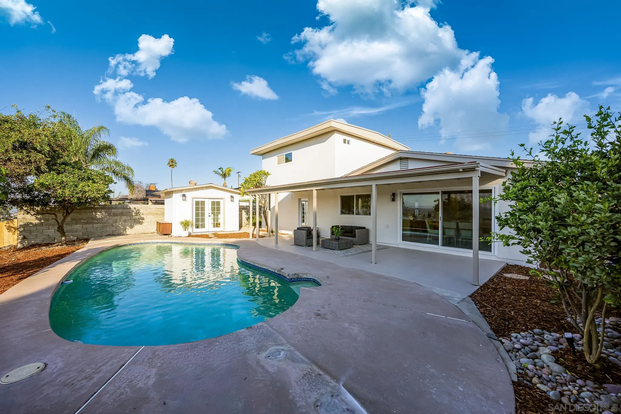 https://cdn.realtyfeed.com/cdn/127/250039296/a90f1b2875d885ea3fa0148cef9c0c2c.webp