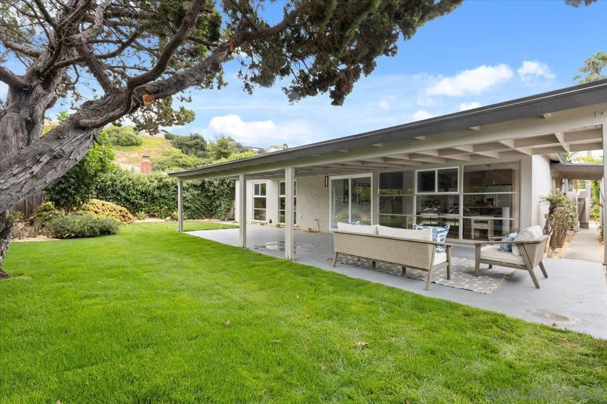 https://cdn.realtyfeed.com/cdn/127/250039297/9ca272c29a99a5f339c9cd058b53be05.webp