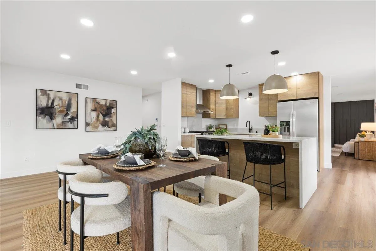 https://cdn.realtyfeed.com/cdn/127/250039297/ed1875718bb0a754a296e5ce45c3d3e0.webp