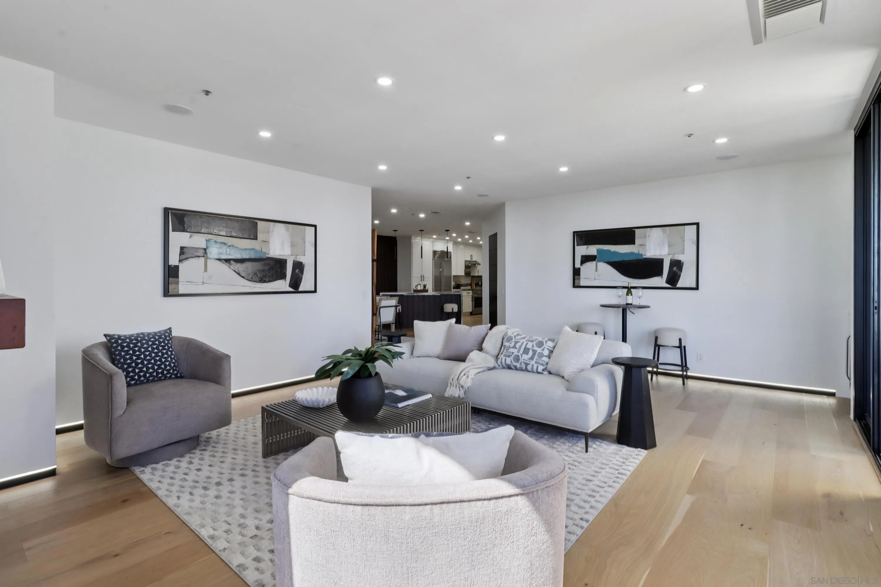 https://cdn.realtyfeed.com/cdn/127/250039305/000e54d7e3cfed357f61a9f2bd37ff3b.webp