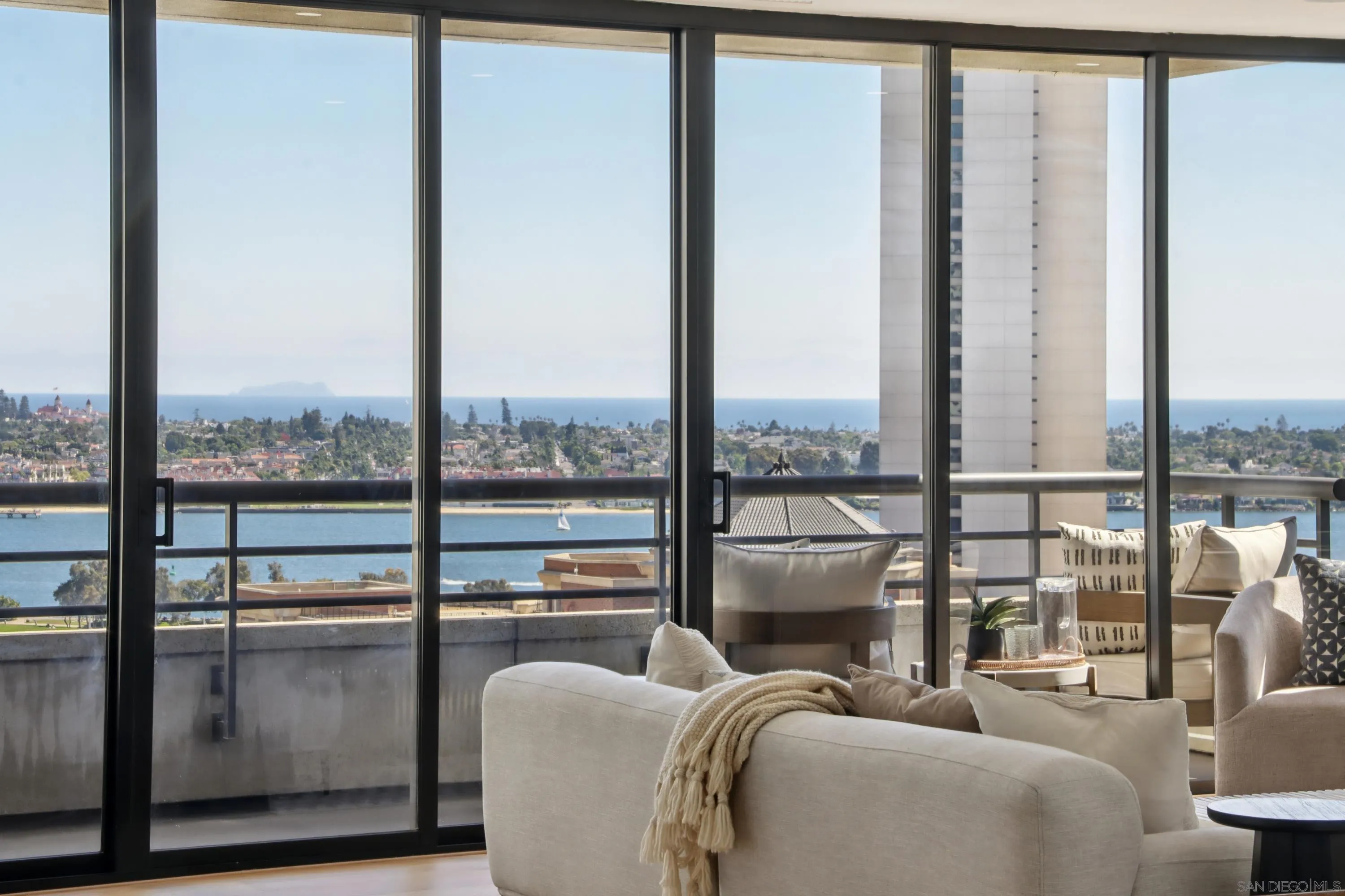 https://cdn.realtyfeed.com/cdn/127/250039305/4b42f95a5ce5b42a055f468825247e9a.webp