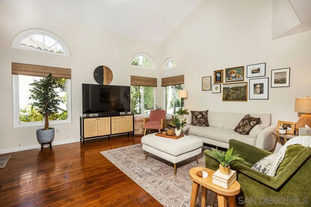 https://cdn.realtyfeed.com/cdn/127/250039307/d18c50b82131b85d99d5b0702dfc0ebc.webp
