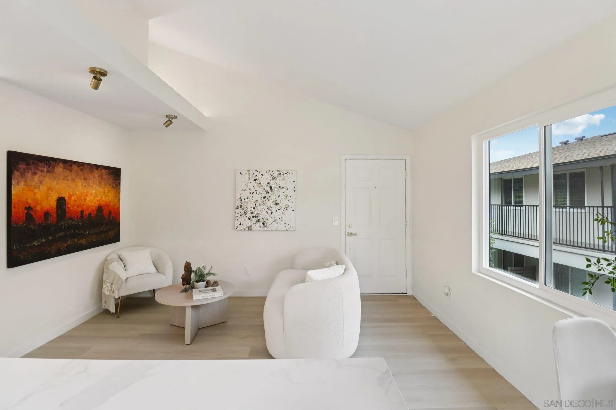 https://cdn.realtyfeed.com/cdn/127/250039308/0c666b7867a8712cf3b07e4299888cdf.webp