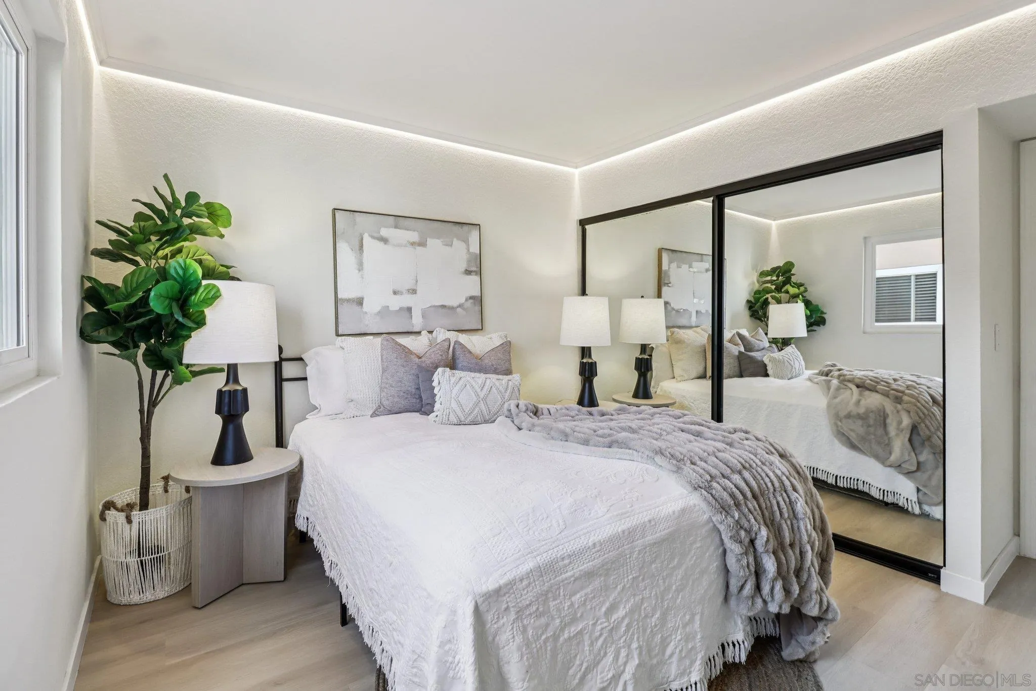https://cdn.realtyfeed.com/cdn/127/250039308/127c98141d883d371079896d5d7c7856.webp