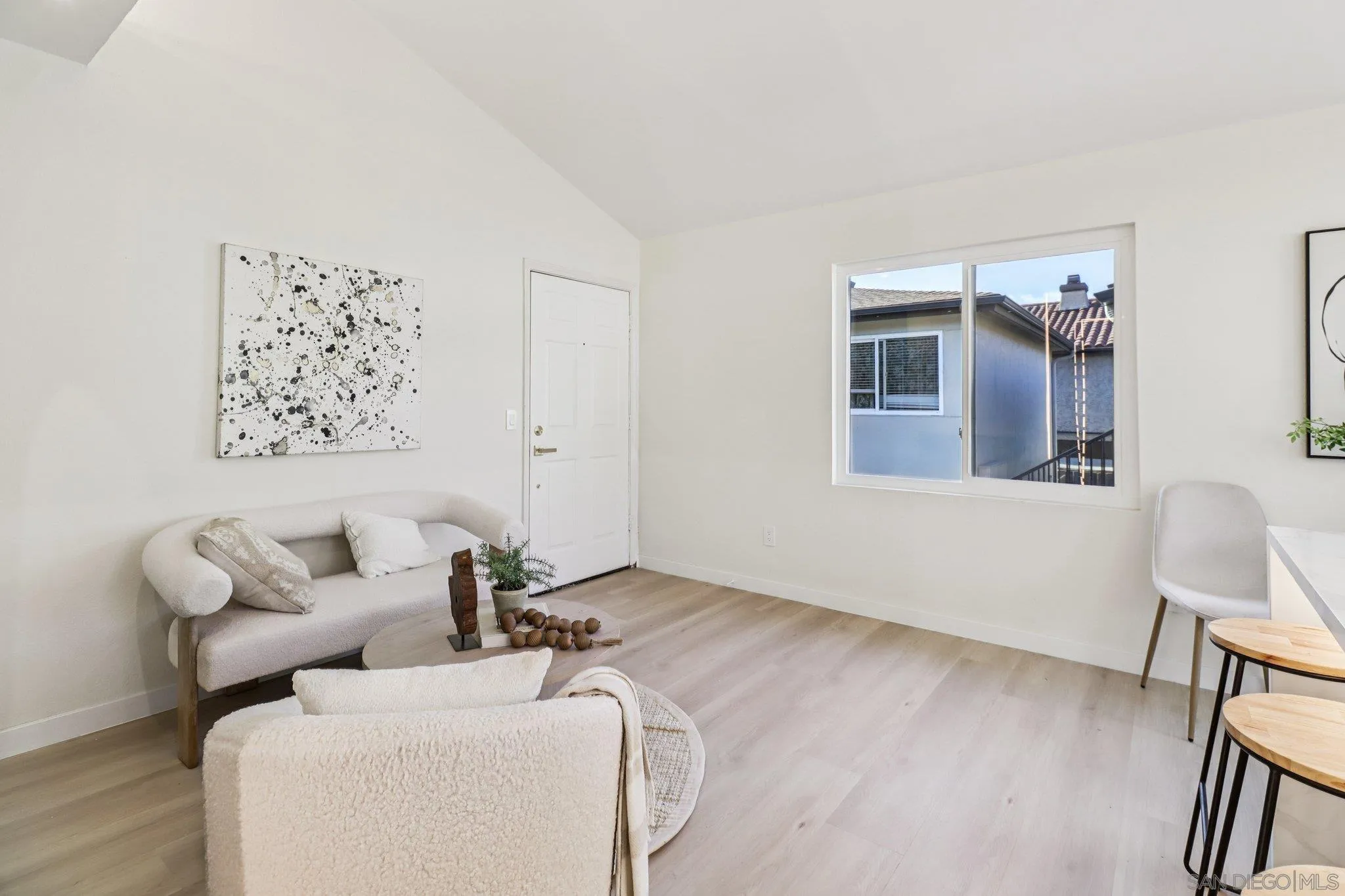 https://cdn.realtyfeed.com/cdn/127/250039308/7f6ba924db264ba8d3e34524d6570421.webp