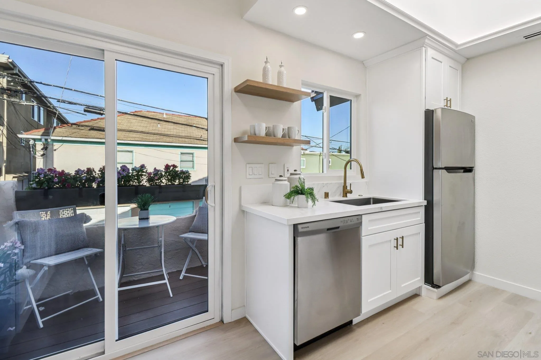 https://cdn.realtyfeed.com/cdn/127/250039308/864a0c5c232e9588cd827512018404c7.webp